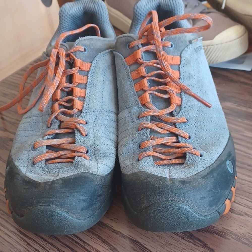 Merrell Performance Footwear Gray Periwinkle Women's leather Shoes 8